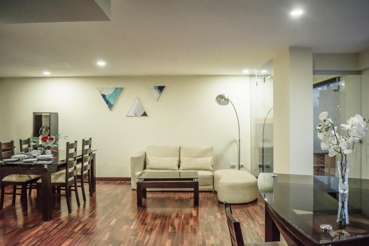 Luxstone Executive & Suites La Paz Esterno foto