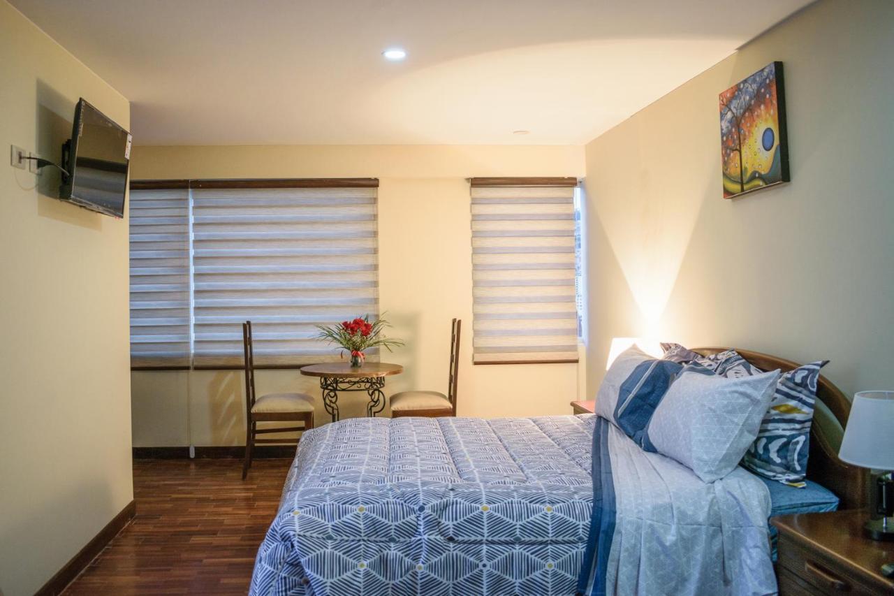 Luxstone Executive & Suites La Paz Esterno foto