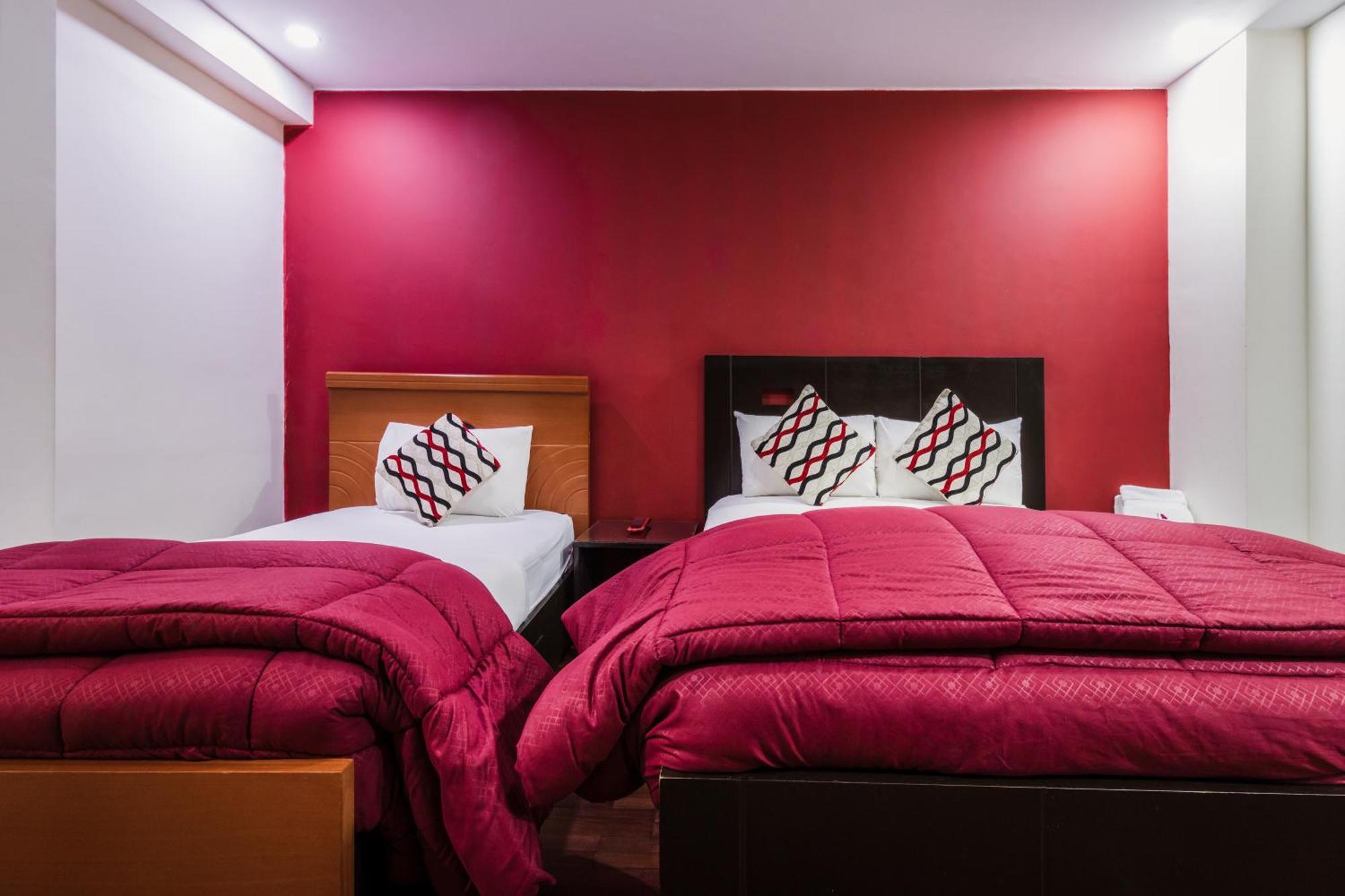 Luxstone Executive & Suites La Paz Esterno foto
