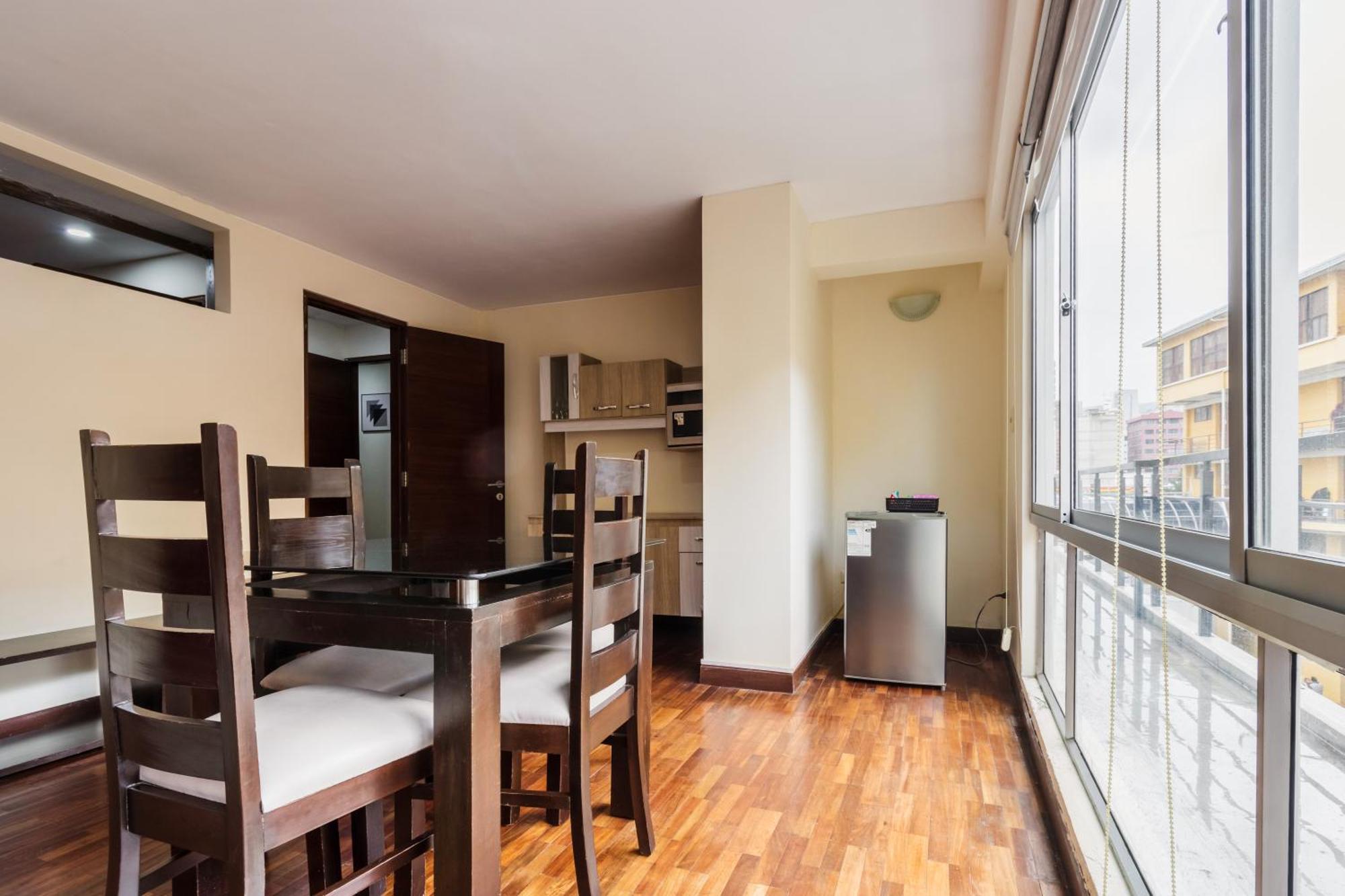 Luxstone Executive & Suites La Paz Esterno foto