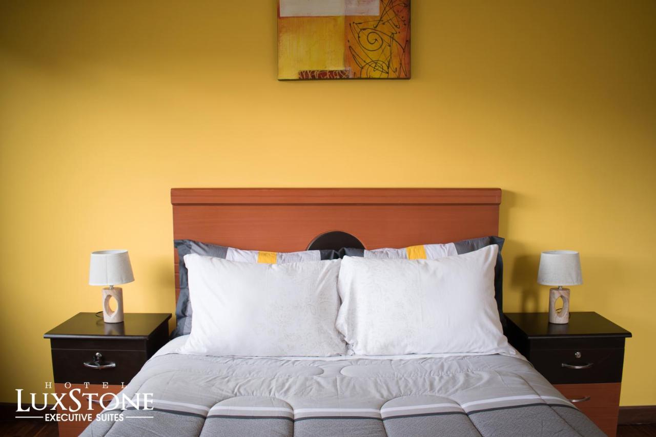 Luxstone Executive & Suites La Paz Esterno foto