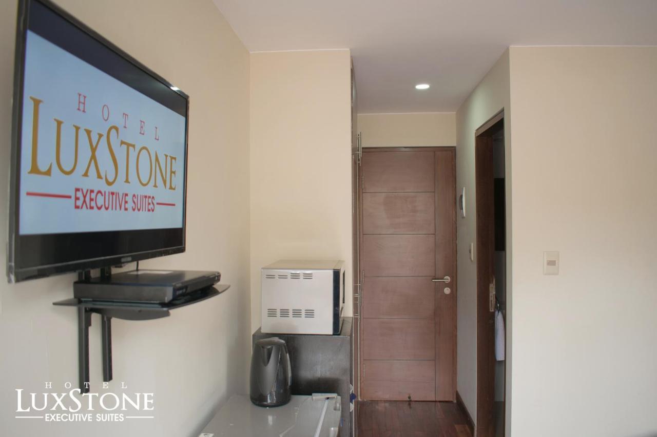 Luxstone Executive & Suites La Paz Esterno foto